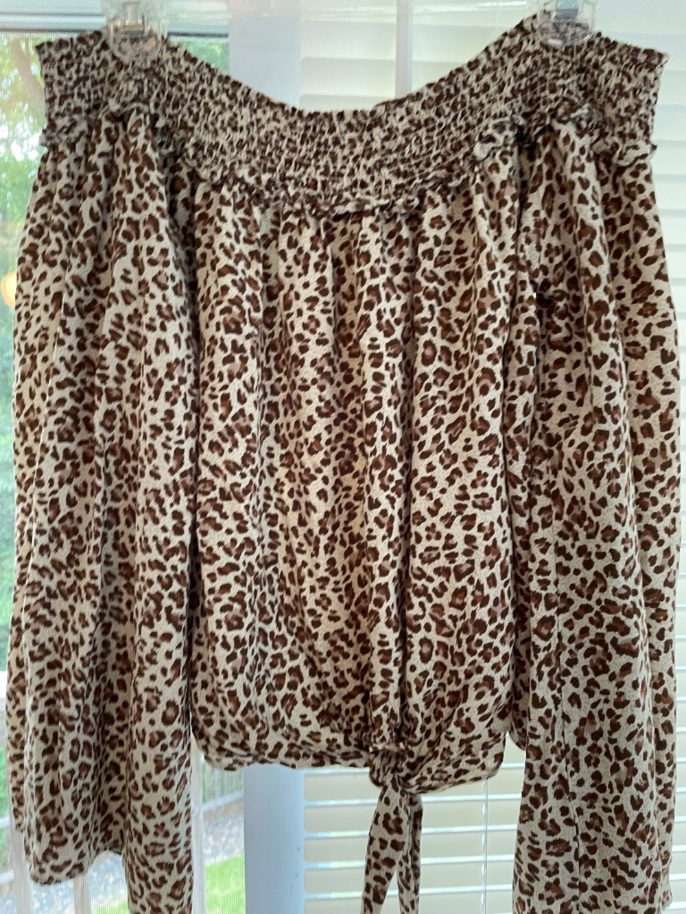 Sexy off shoulder light weight leopard  top
